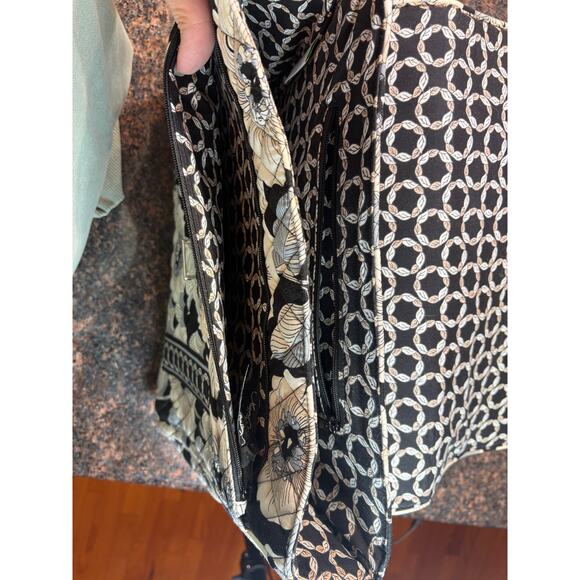 Vera Bradley Attache/Laptop Bag Black and White Camellia Pattern *Retired* - Picture 7 of 14